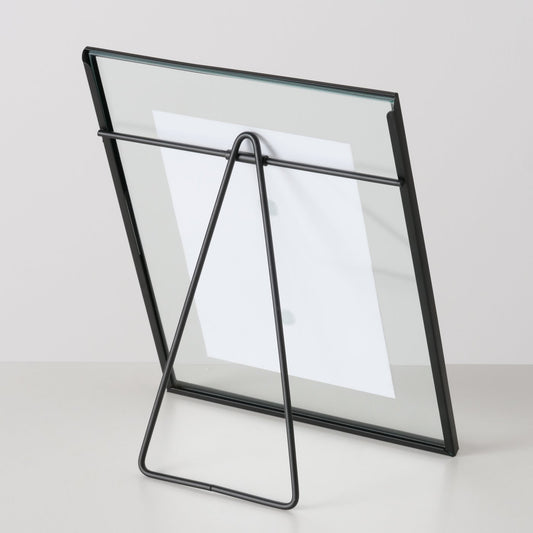 Bilderrahmen aus Metall mit Standfuß Format 10x15 cm von Boltze - Foto Geschenkidee