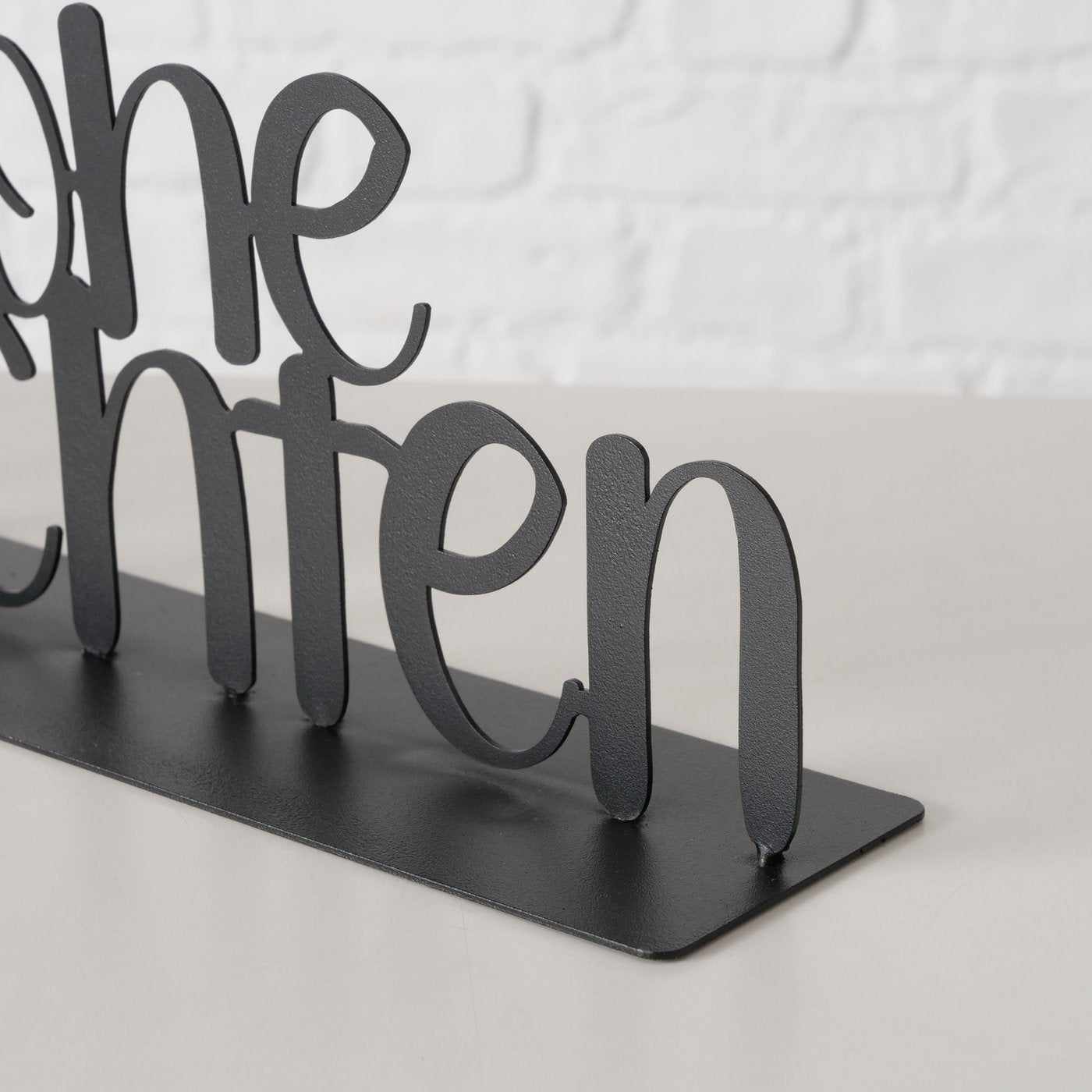 Schriftzug aus Metall "Frohe Weihnachten" von Boltze - moderne Weihnachtsdekoration