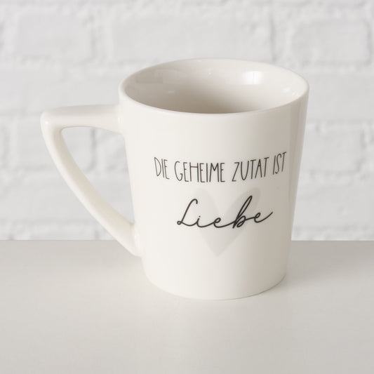 Becher als Geschenkidee "Kaffee ist Liebe/Geheimzutat Liebe" von Boltze