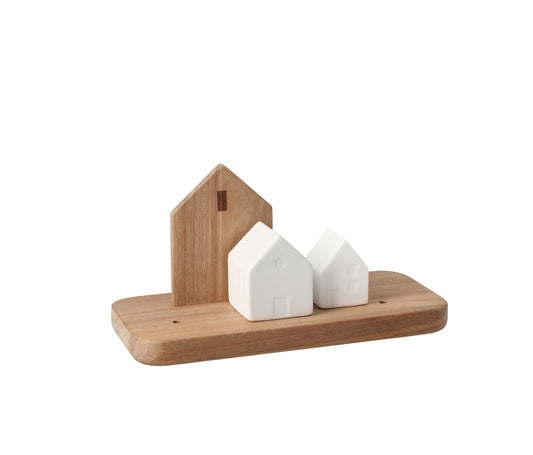 Dekoobjekt Häuserlandschaft aus Porzellan auf Holz von räder design - moderne Dekoration