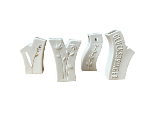 Minivasen aus Porzellan 4er-Set "Glücksbringer" in weiß und gold, elegant dekorative Vasen, 3 x 1,8 x 7 cm.