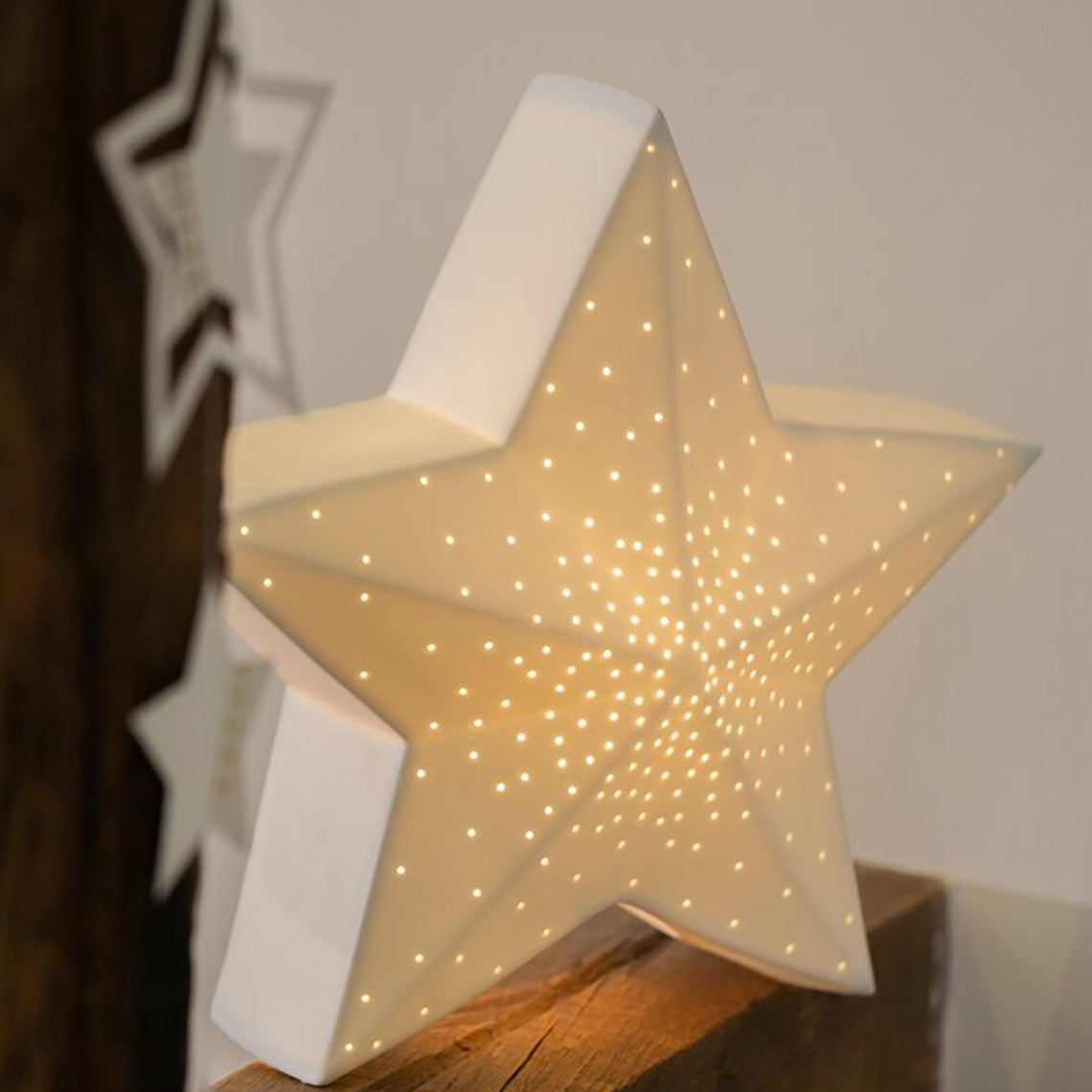 Sternleuchte Stern mit E14 Fassung von räder design - Highlight für die Festtage und Adventstage