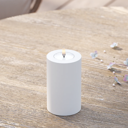 Outdoor LED Stumpenkerze weiß 12,5 cm von Deluxe Homeart - Kerzen/Candles