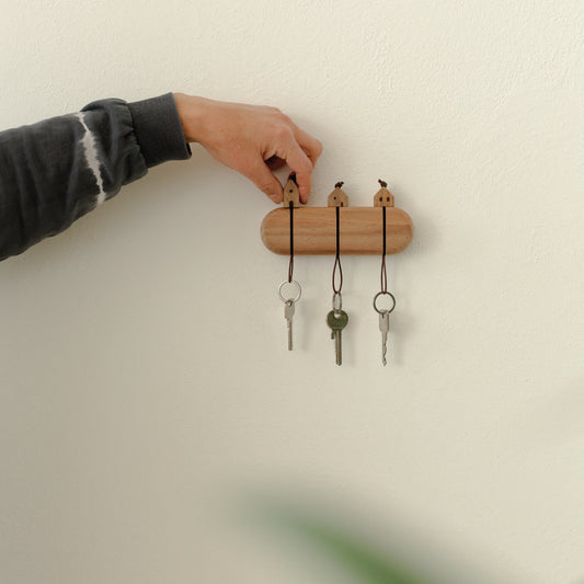 Wooden key rack including pendant from räder design innovativ
