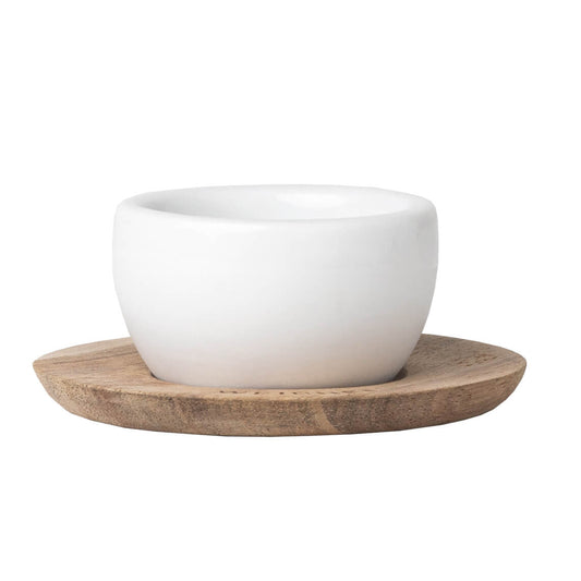 Eierbecher aus Porzellan mit Holz-Unterteller Weichei von räder design