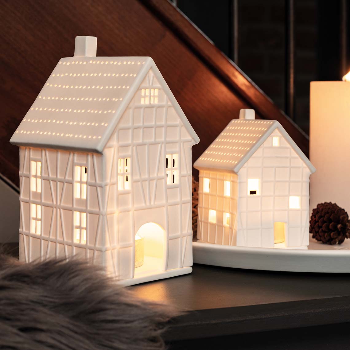 Lichthaus Fachwerkhaus (groß) aus Porzellan von räder design - Weihnachtsdekoration