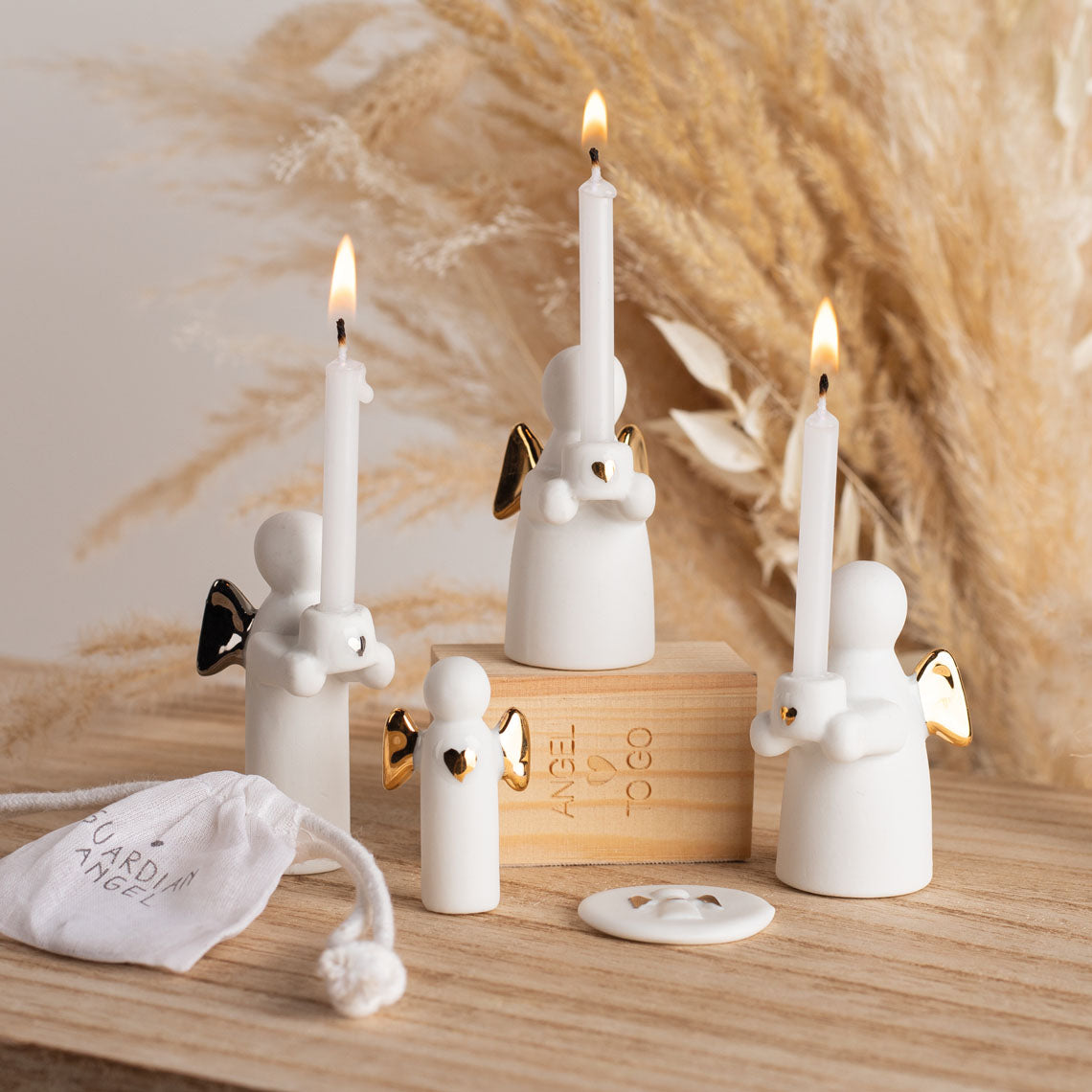 Glücksbringer-Münze aus Porzellan "Schutzengel" von räder design - Geschenkidee