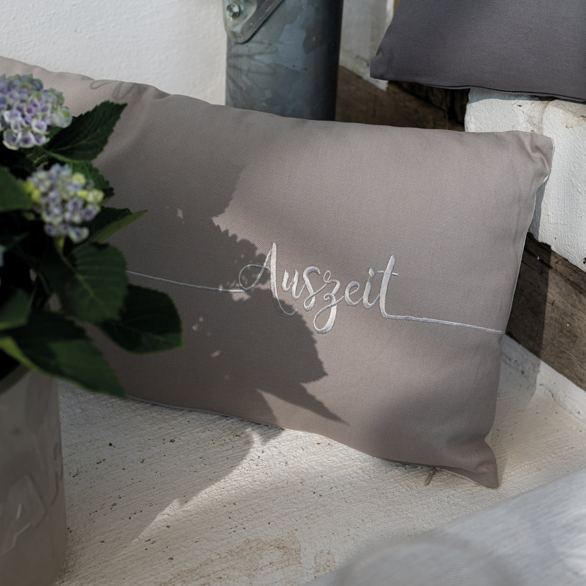 Kissen länglich 60x30 cm " Auszeit " von räder design skandinavisch Gelassenheit Geschenk
