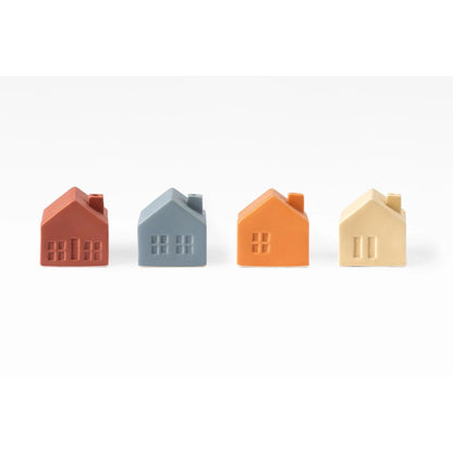 Mini Gartenhäuschen aus Porzellan rot/blau/orange/creme von räder design