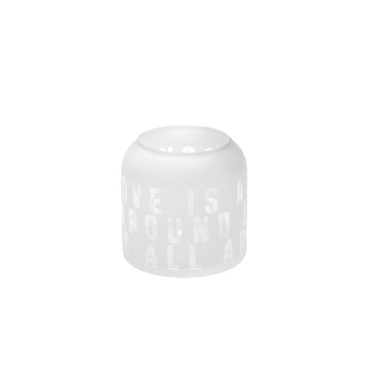 Vase aus Glas mit Beschriftung "Love is all around" von räder design perfektes Geschenk Liebe