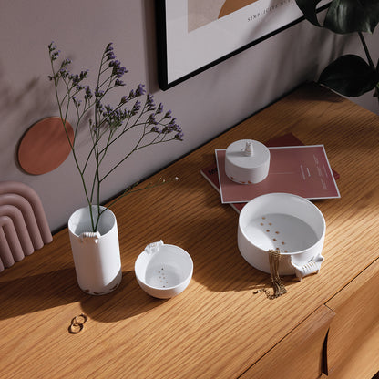 Vase aus Porzellan mit Porzellanvögeln und -katze von räder design - Katzenliebhaber