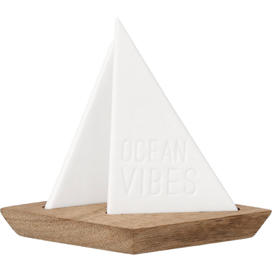 Meeresgruß Ocean vibes Maritime Deko Segelschiff Porzellan & Holz aus der Kollektion 2026 von räder design 8,1x3,9x6,9cm