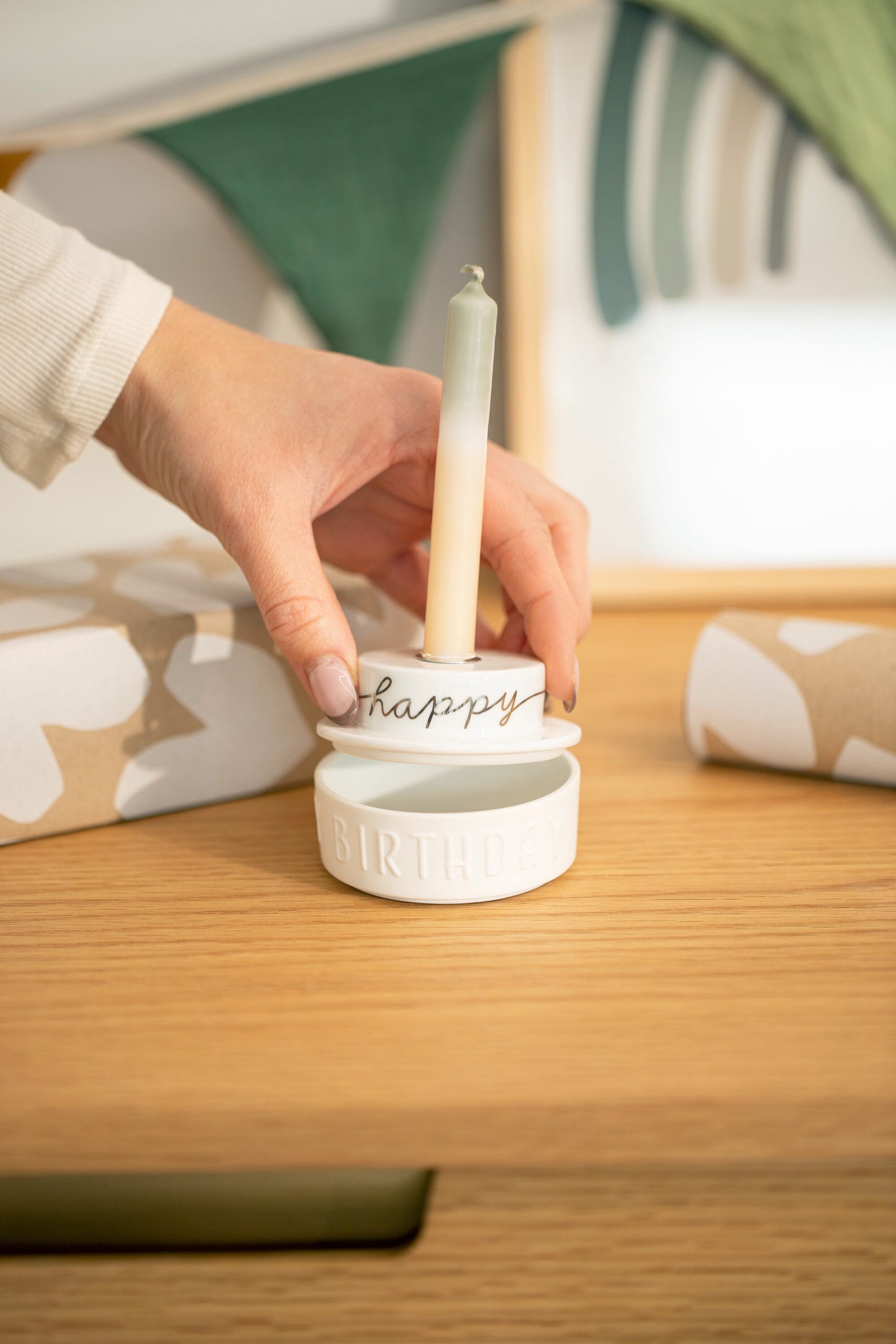Lichttörtchen Happy Birthday D.7cm H.4,9cm Neuheit von räder design Geburtstagsgeschenk