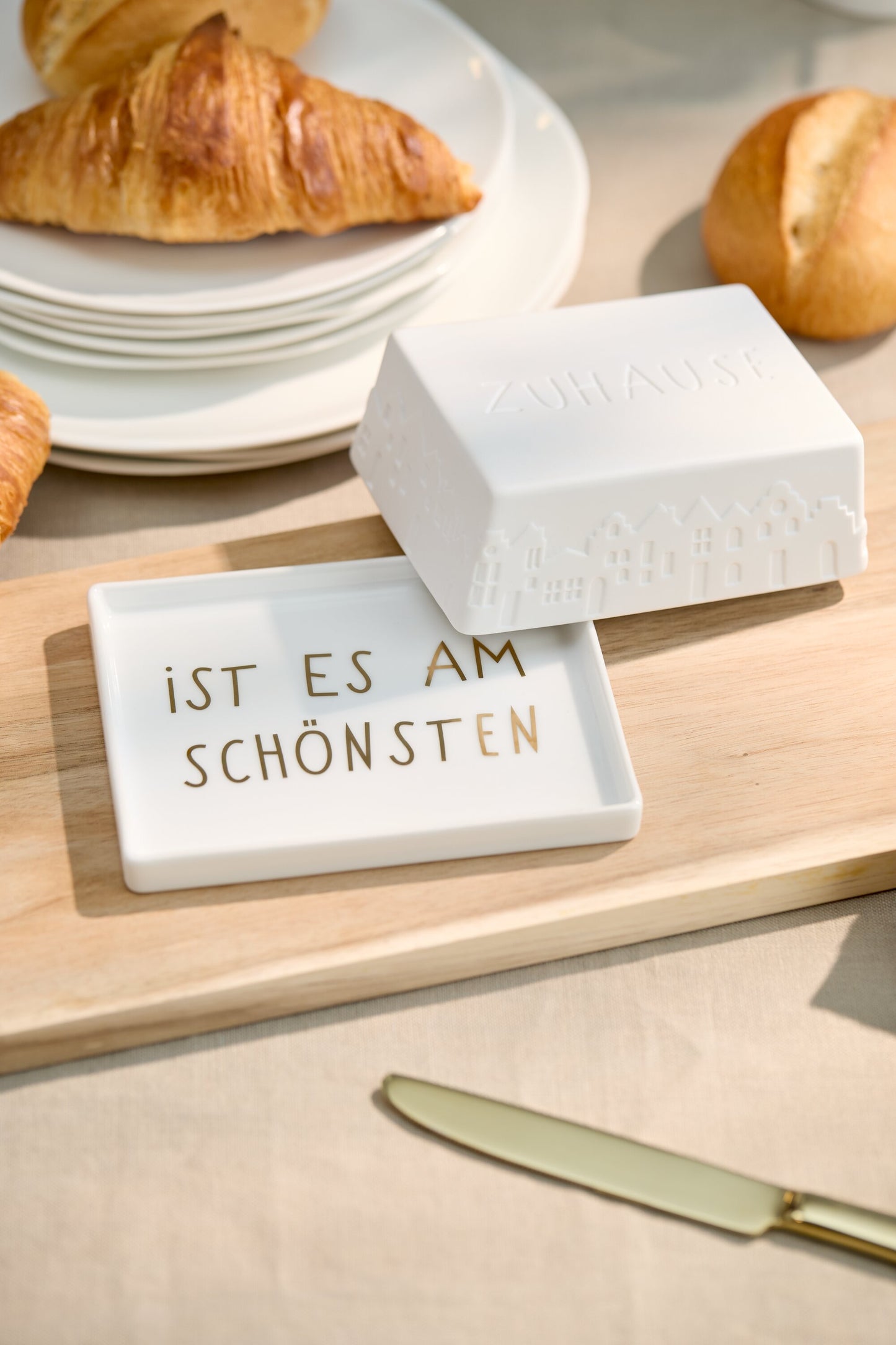 Butterdose Zuhause ist es am schönsten aus Porzellan von räder design Maße:  14,6x11,5x5,5cm