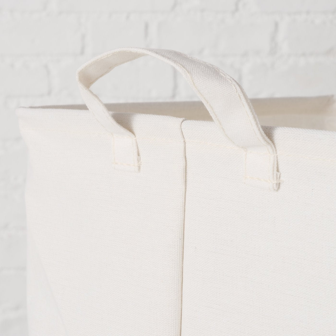 Wäschekorb 43 Liter aus Baumwolle mit Aufschrift "Laundry Service" von Boltze