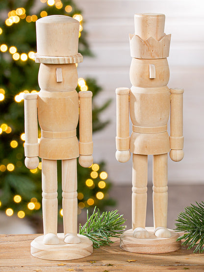 Nussknacker „Norbert“ von Gilde – Holzfigur in Naturfarben, 24 cm