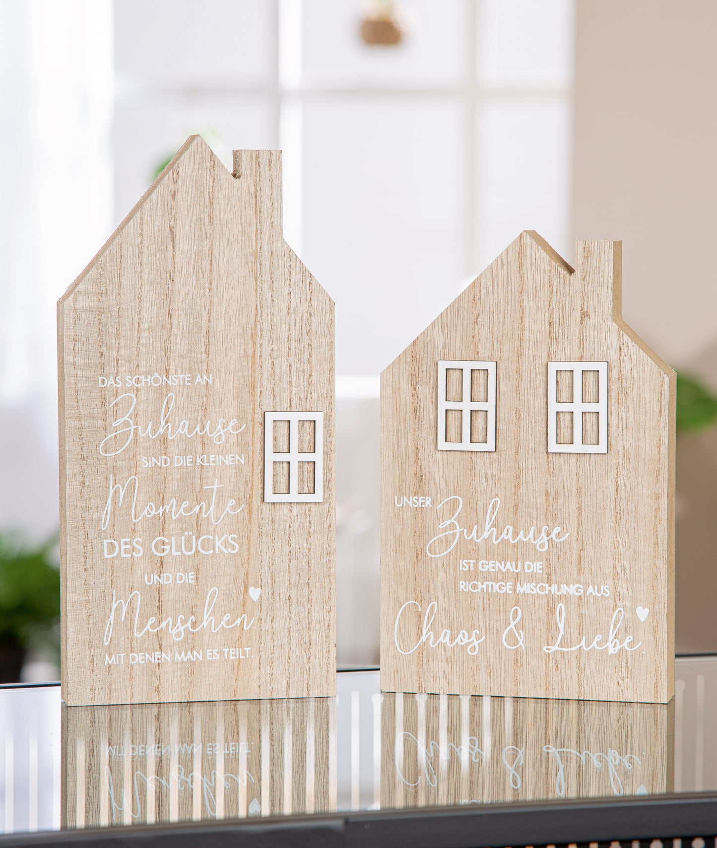 Standrelief Haus Zuhause mit Spruch von Gilde - Geschenk nordisch Holz