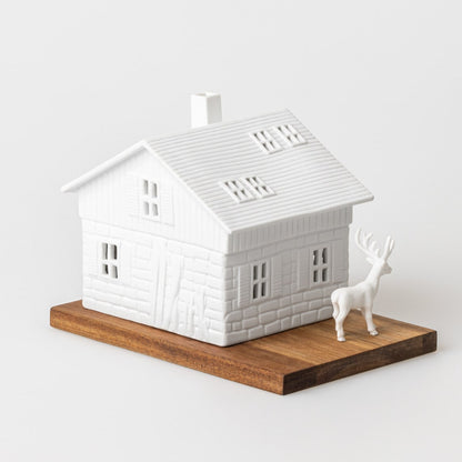 Lichthaus aus Porzellan auf Holz "Skihütte" von räder design - Weihnachten Weihnachtsdekoration