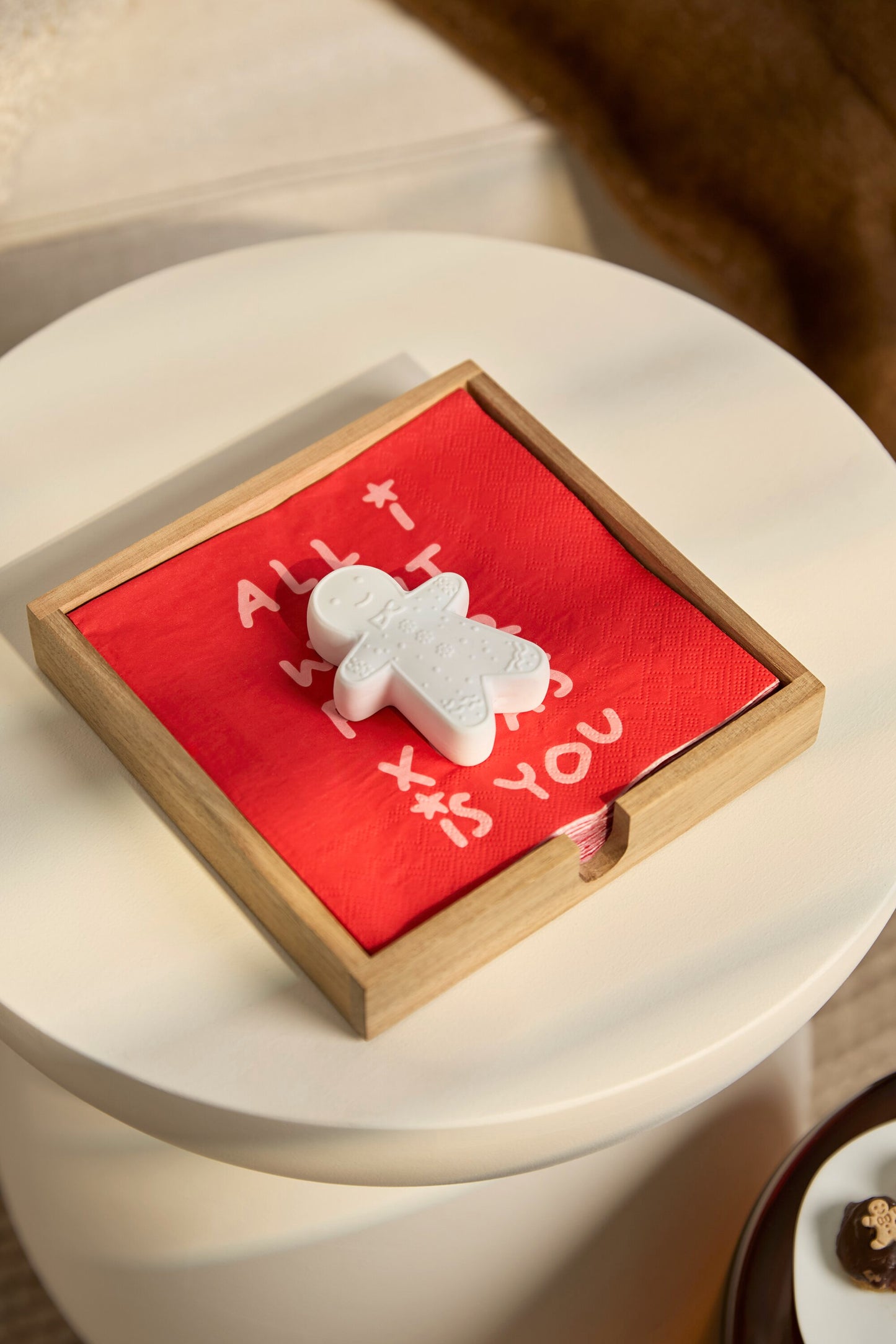 Serviettenhalter Lebkuchenmännchen Winterzeit von räder design Maße: 18,2x18,2x3cm