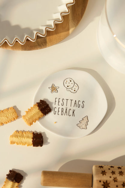 Kleiner Teller „Festtagsgebäck“ von Räder Design – Weihnachtsteller Ø 14 cm