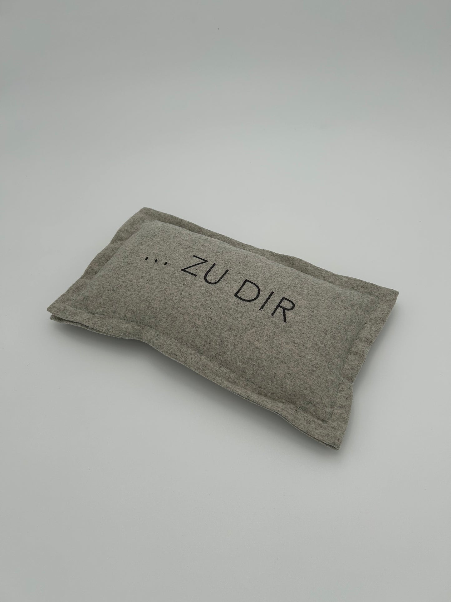 Traumkissen Auf dem Weg zu dir Dekokissen von räder design - 33x17cm