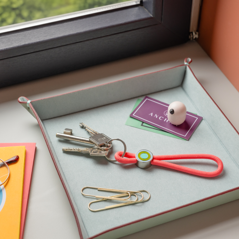 Schlüsselanhänger Ringo Red von Remember Modernes Schlüsselbad Tampen in Rot