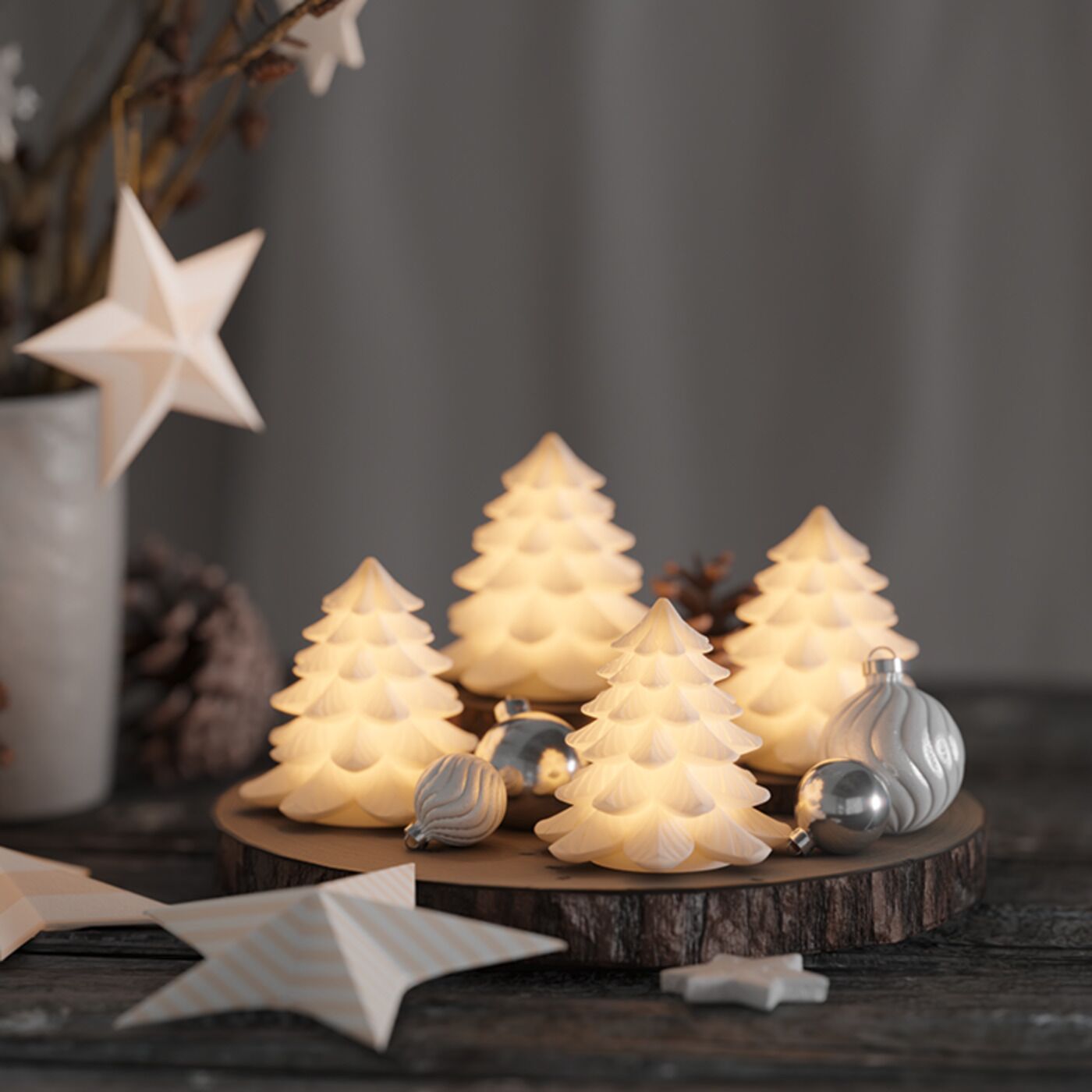 LED-Weihnachtsbäume 4er-Set weiß 7 cm hoch - Tannenbäume Weihnachten Weihnachtsdekoration