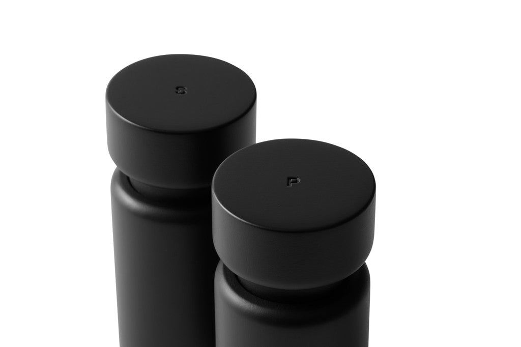 Helsinki Gewürzmühlen-2er-Set Black Schwarz 11cm FSC Buche für Salz, Pfeffer und getrocknete Gewürze von Crushgrind