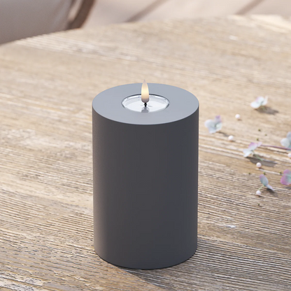 Outdoor LED Stumpenkerze grau 15 cm von Deluxe Homeart - Kerzen/Candles