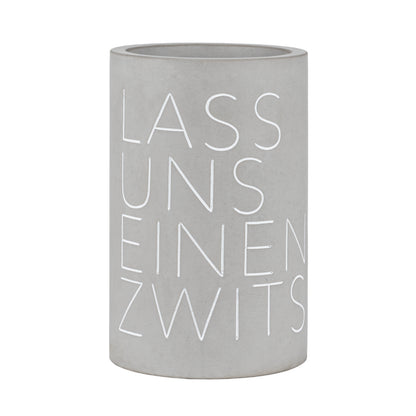 Weinkühler aus Beton " Lass uns einen zwitschern " von räder design