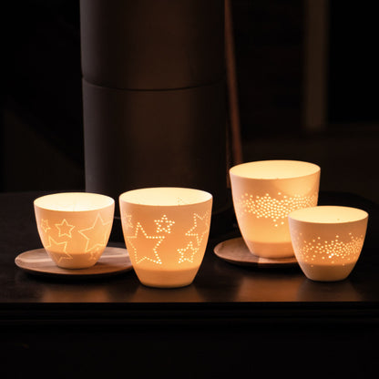feiner Teelichthalter (groß) aus Porzellan "Sterne" von räder design - Weihnachten Weihnachtsdekoration