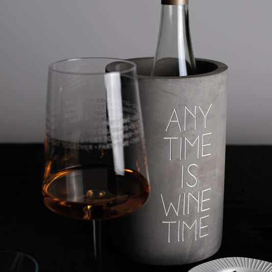 Weinkühler aus Beton "any time is wine time" von räder Wein Geschenk für jeden Anlass
